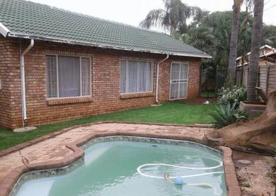 House For Sale in Suiderberg, Pretoria