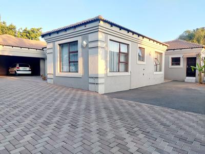 House For Sale in Proclamation Hill, Pretoria
