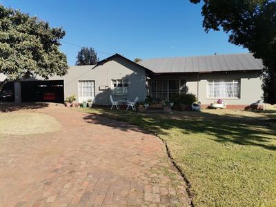 Commercial Property For Sale in Andeon Ah, Pretoria