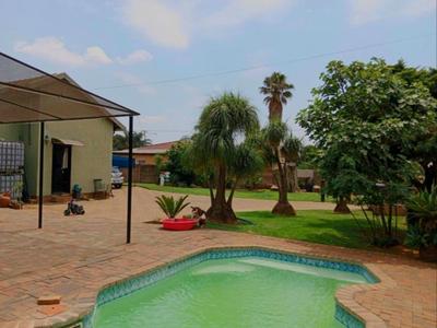 House For Sale in Booysens, Pretoria