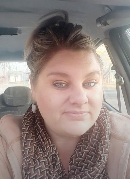 Letitia Van Heerden, estate agent