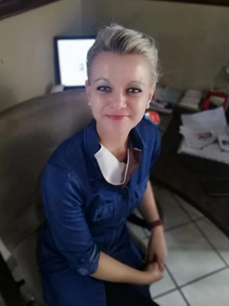 Jantjie Botha, estate agent