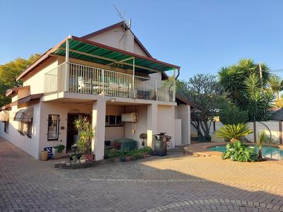 House For Sale in Pretoria Gardens, Pretoria