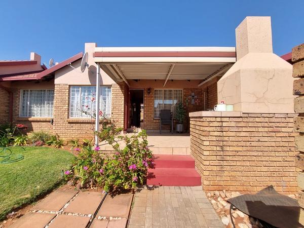 Property For Sale in Magalieskruin, Pretoria