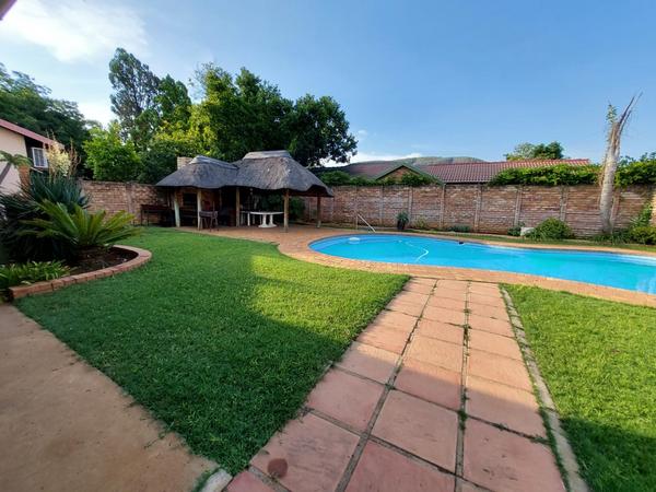 Property For Sale in Parktown Estate, Pretoria