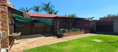 House For Sale in West Park, Pretoria