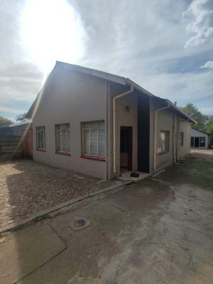 House For Sale in Pretoria Gardens, Pretoria