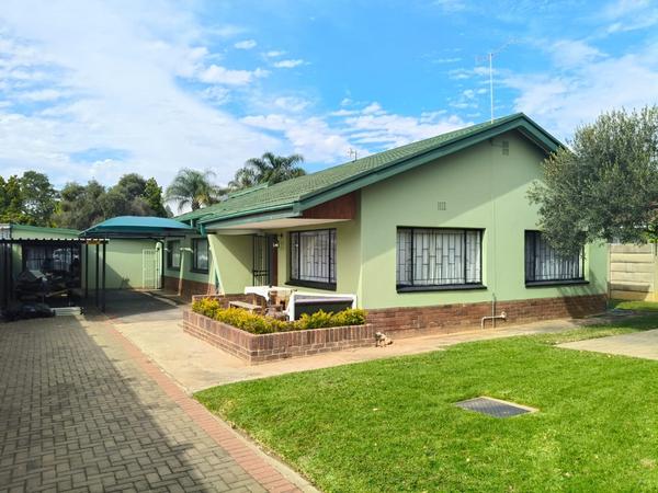 Property For Sale in Booysens, Pretoria