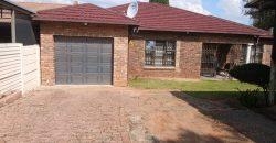 House For Sale in Mountain View, Pretoria