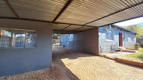 House For Sale in Mountain View, Pretoria