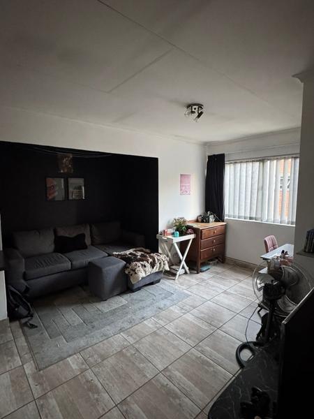 Apartment / Flat For Rent in Murrayfield, Pretoria